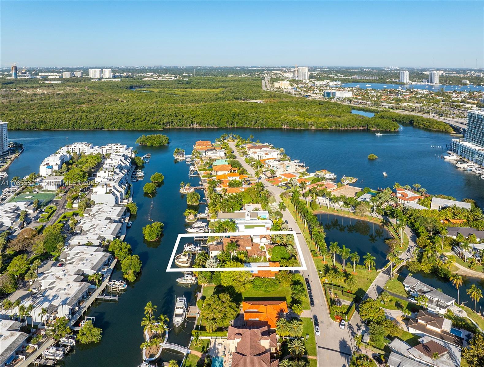 270 Atlantic Isle Sunny Isles Beach, FL 33160 - Photo 89 of 95