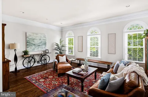 $1,560,000 | 714 Day Lane, Alexandria, VA 22314