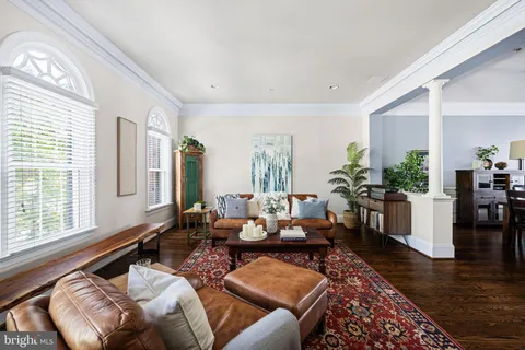 $1,560,000 | 714 Day Lane, Alexandria, VA 22314