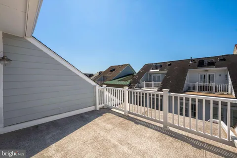 $1,560,000 | 714 Day Lane, Alexandria, VA 22314