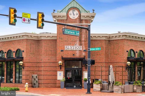 $1,560,000 | 714 Day Lane, Alexandria, VA 22314