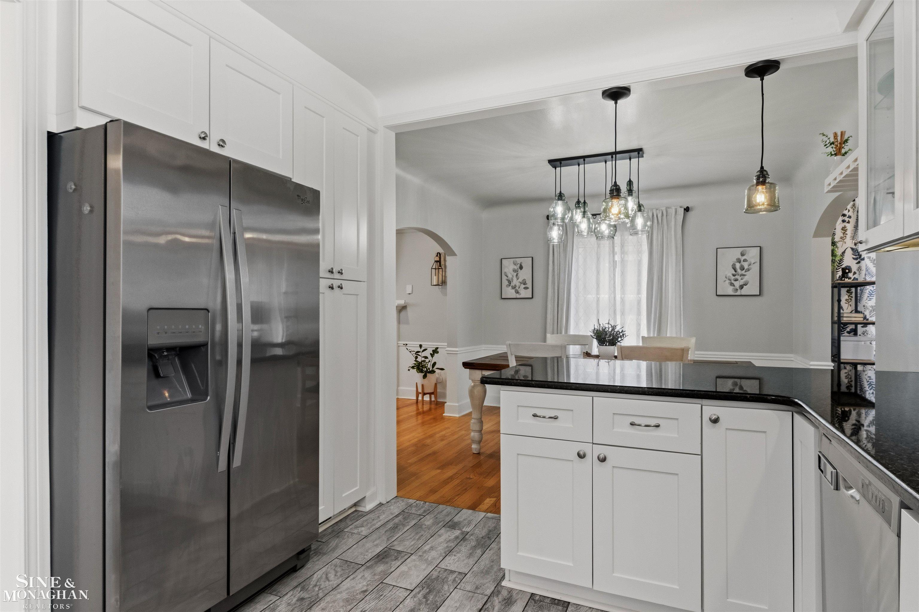 474 Touraine Road Grosse Pointe Farms, MI 48236 - Photo 8 of 49