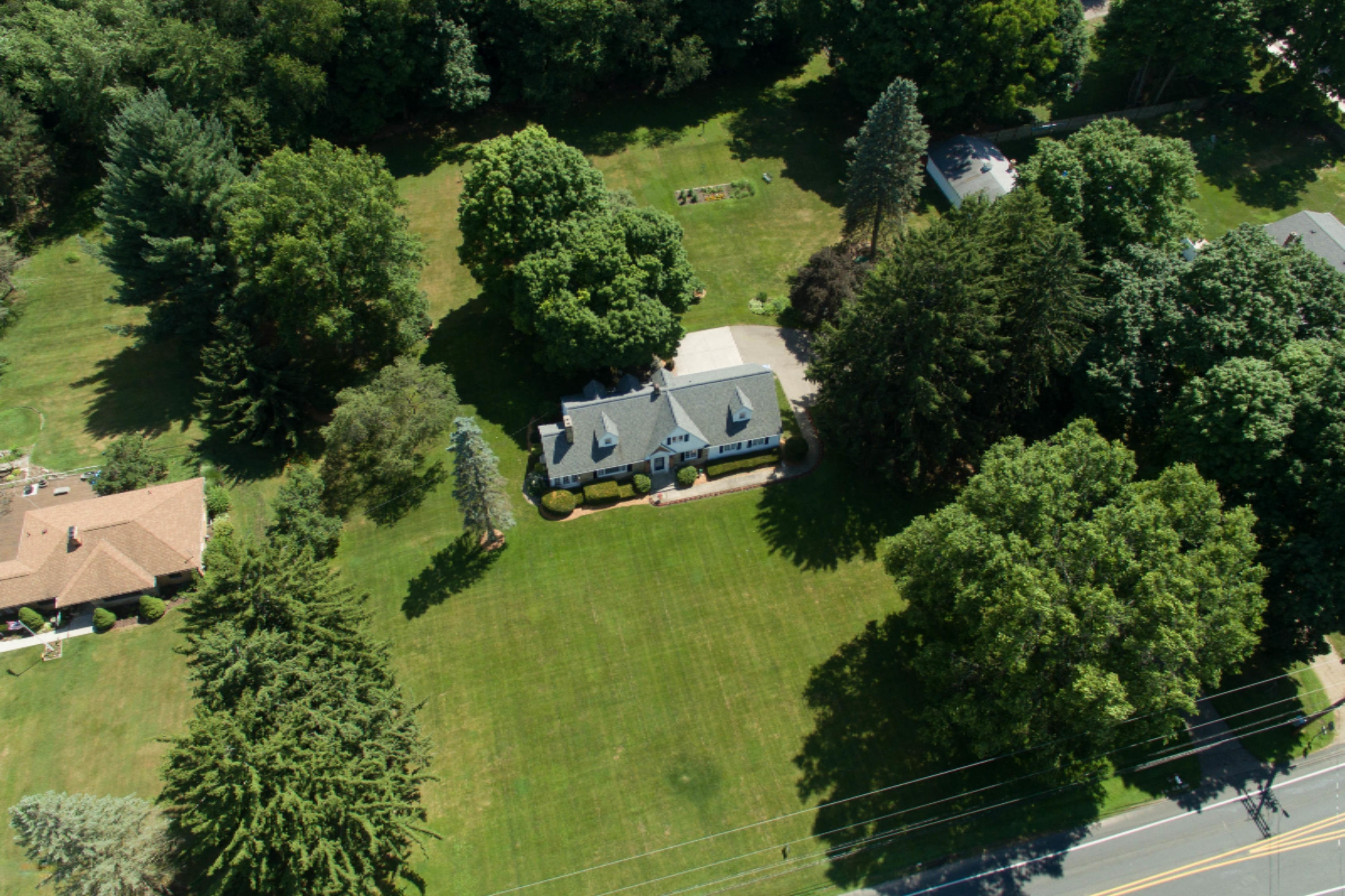 4615 Grand Prairie Road Kalamazoo, MI 49006 - Photo 34 of 40 4615_Grand_Prairie_33