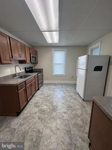 $1,200 | 652 East Broad Street, Unit 1, Quakertown, PA 18951