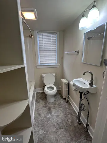 $1,200 | 652 East Broad Street, Unit 1, Quakertown, PA 18951