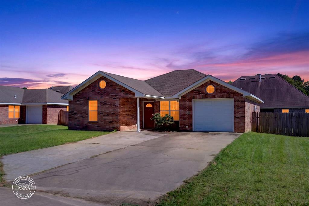 451 Kennie Road Shreveport, LA 71106 - Photo 2 of 24