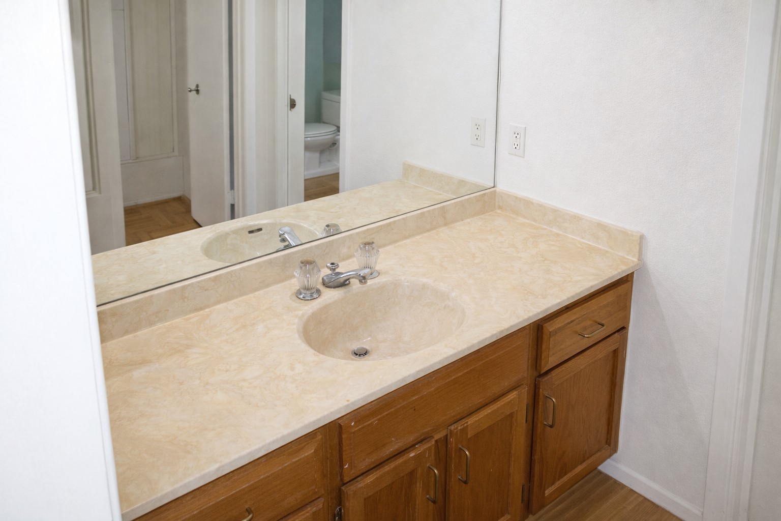 2815 Rio Grande Street, Unit 210 Austin, TX 78705 - Photo 10 of 17 Gallery Image 10
