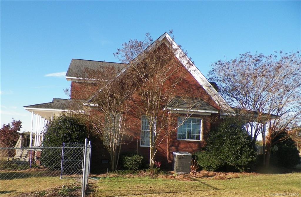 852 Peach Orchard Road Jefferson, SC 29718 - Photo 8 of 24 Gallery Image 8