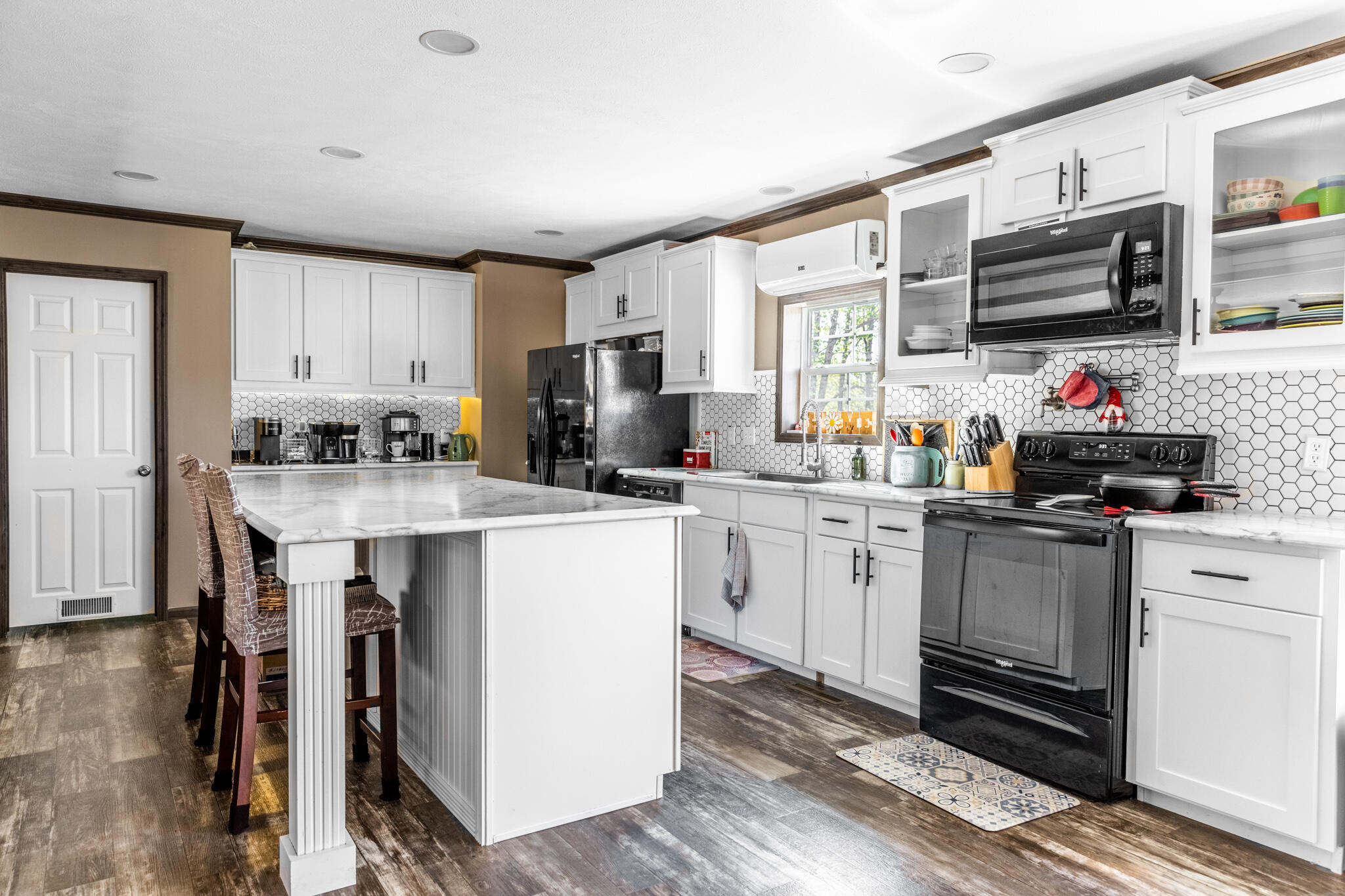 329 Monroe Road Winterport, ME 04496 - Photo 12 of 31 Winterport Interiors-9