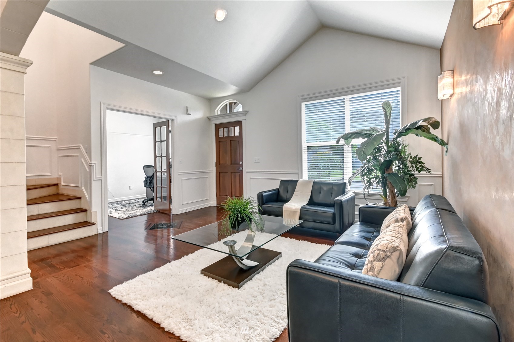 914 Southwest 361st Street Federal Way, WA 98023 - Photo 7 of 40 a living room with furniture and wooden floor