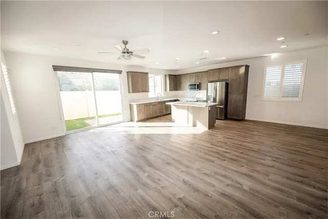 $4,300 | 267 Camellia Way, Vista, CA 92083