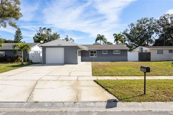 $434,900 | 9203 51st Street North, Pinellas Park, FL 33782