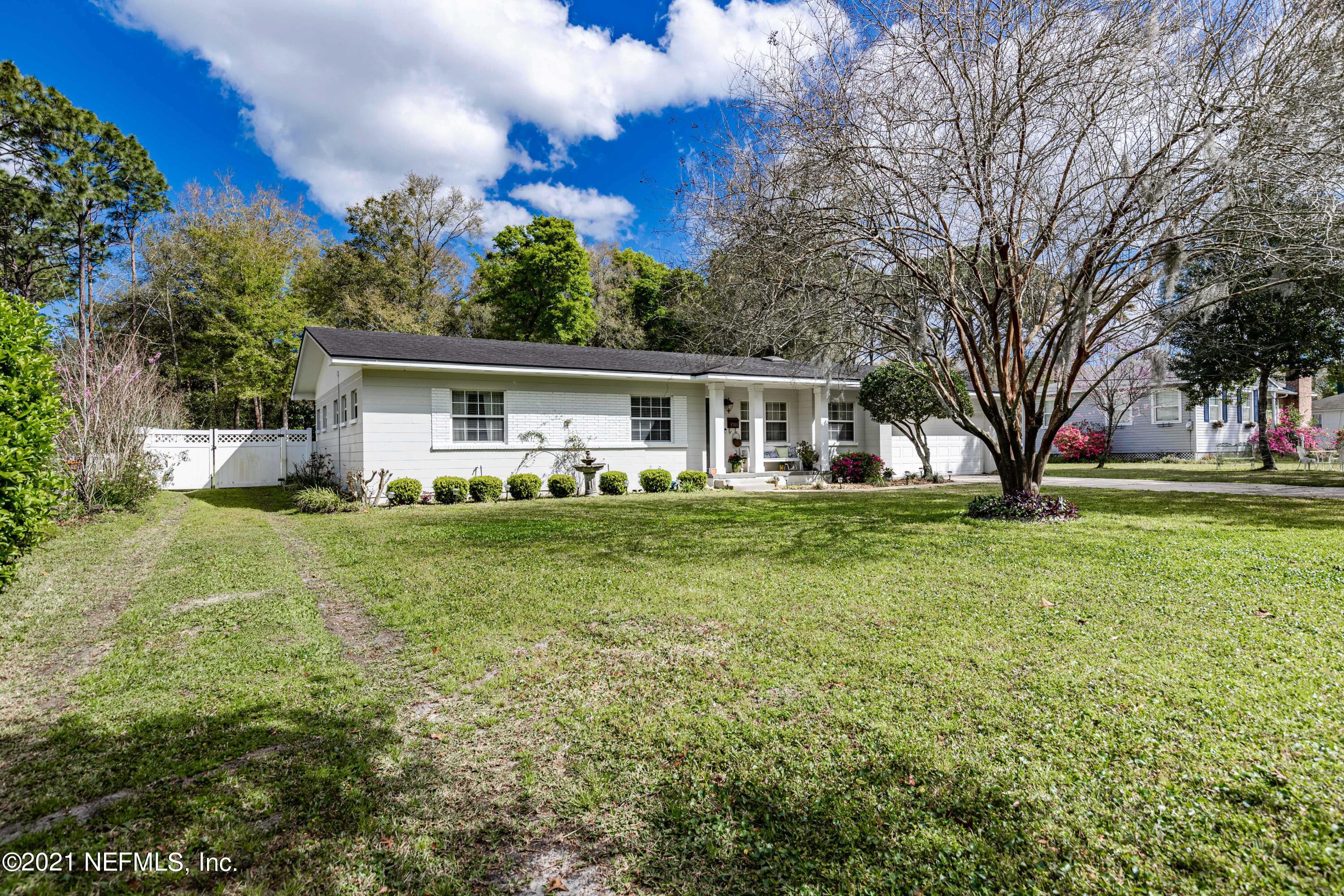 9765 Doolittle Road Jacksonville, FL 32246 - Photo 2 of 40 2-Front Side