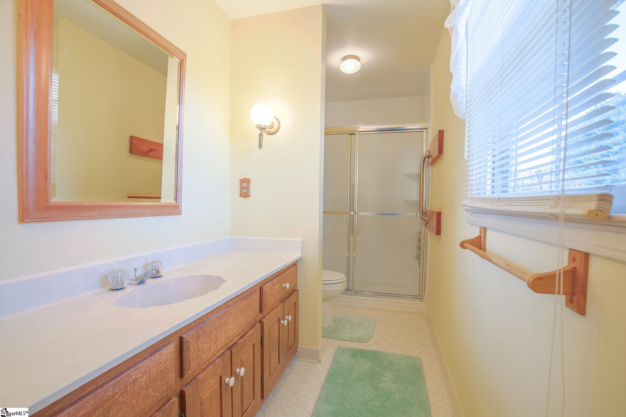 414 Roberts Road Taylors, SC 29687 - Photo 22 of 36 Gallery Image 22
