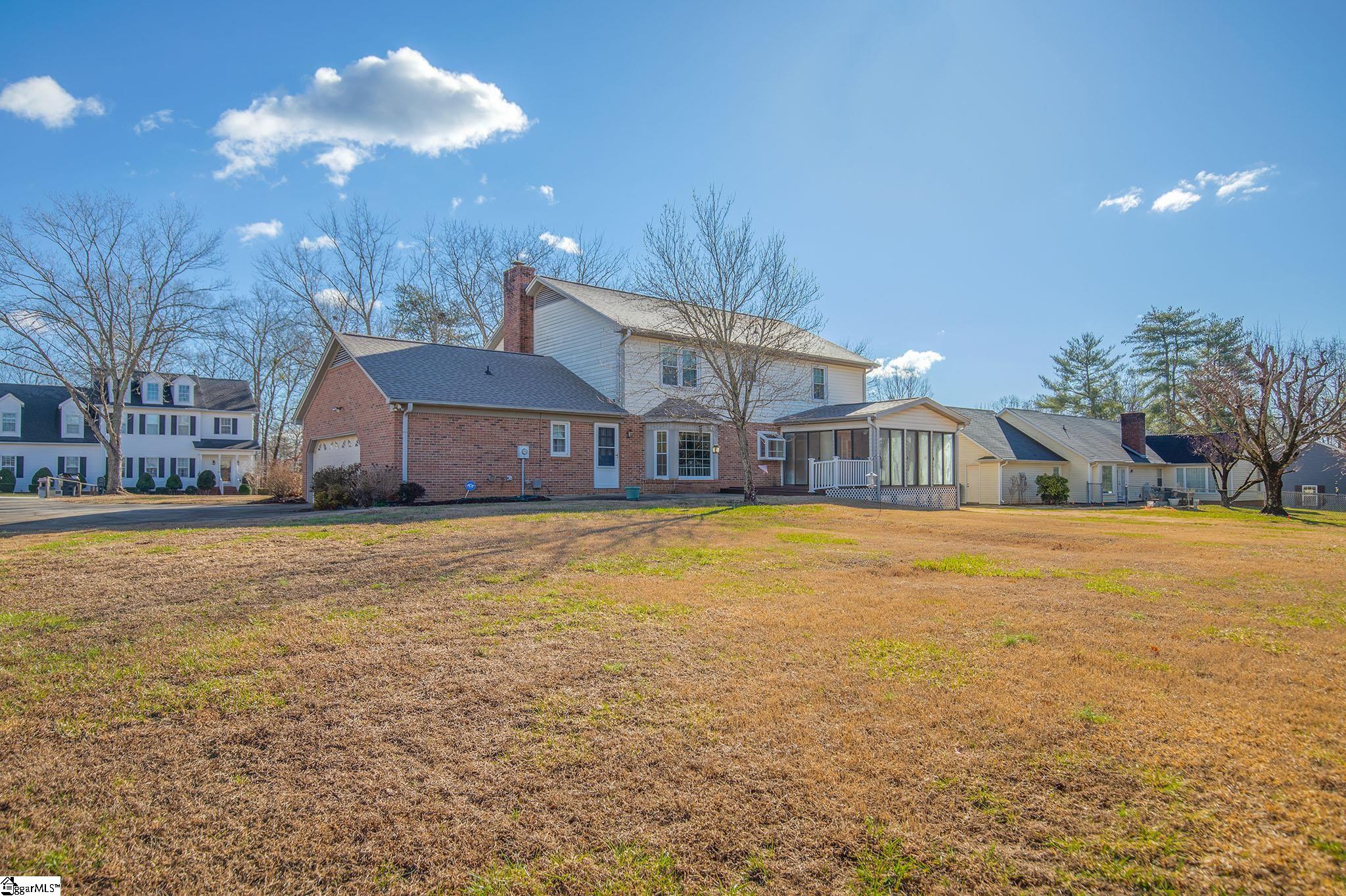 414 Roberts Road Taylors, SC 29687 - Photo 34 of 36 Gallery Image 34