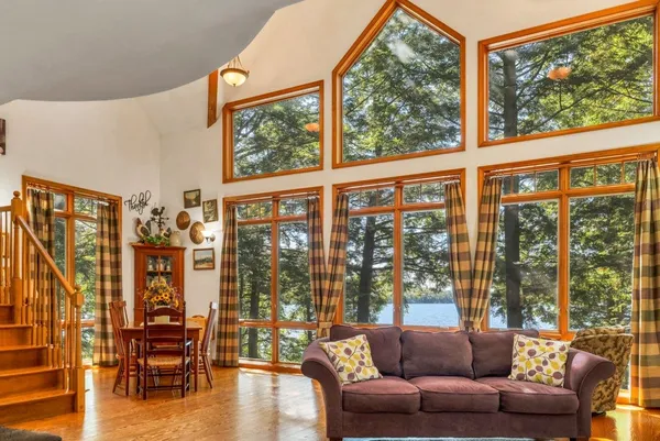 $1,800,000 | 21 Cedergren Road, New Durham, NH 03855