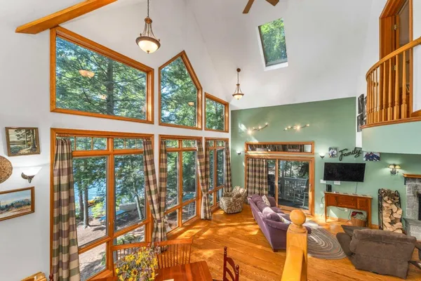 $1,800,000 | 21 Cedergren Road, New Durham, NH 03855