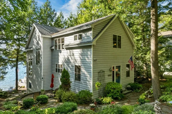 $1,800,000 | 21 Cedergren Road, New Durham, NH 03855
