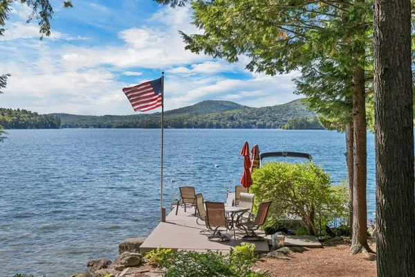 $1,800,000 | 21 Cedergren Road, New Durham, NH 03855