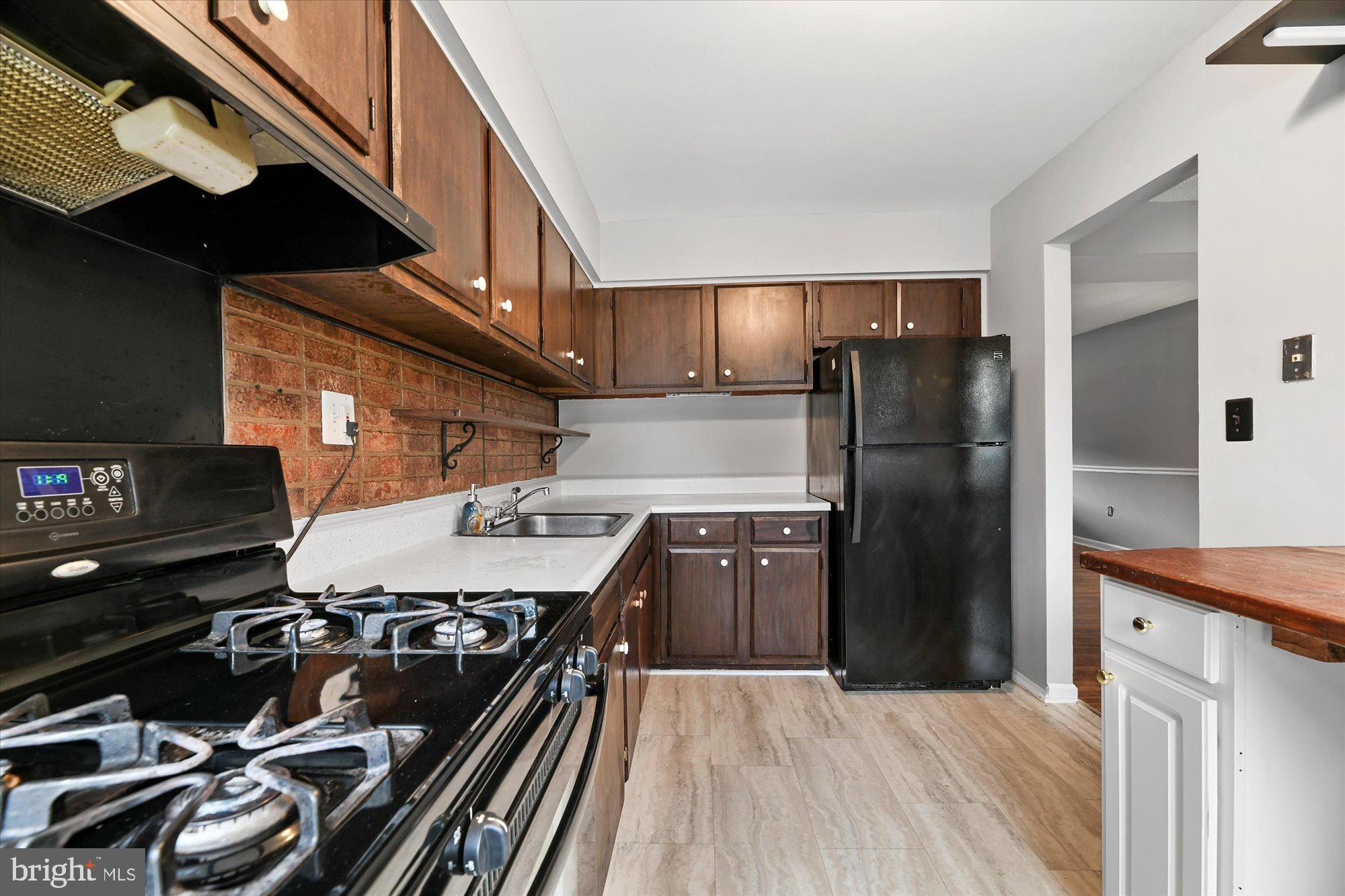 770 Seawall Road Essex, MD 21221 - Photo 9 of 18 Gallery Image 9