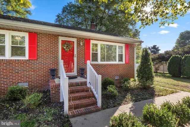 $350,000 | 8251 Hickory Drive, King George, VA 22485