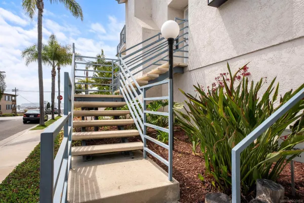 $899,000 | 3009 Union Street, Unit 5, San Diego, CA 92103