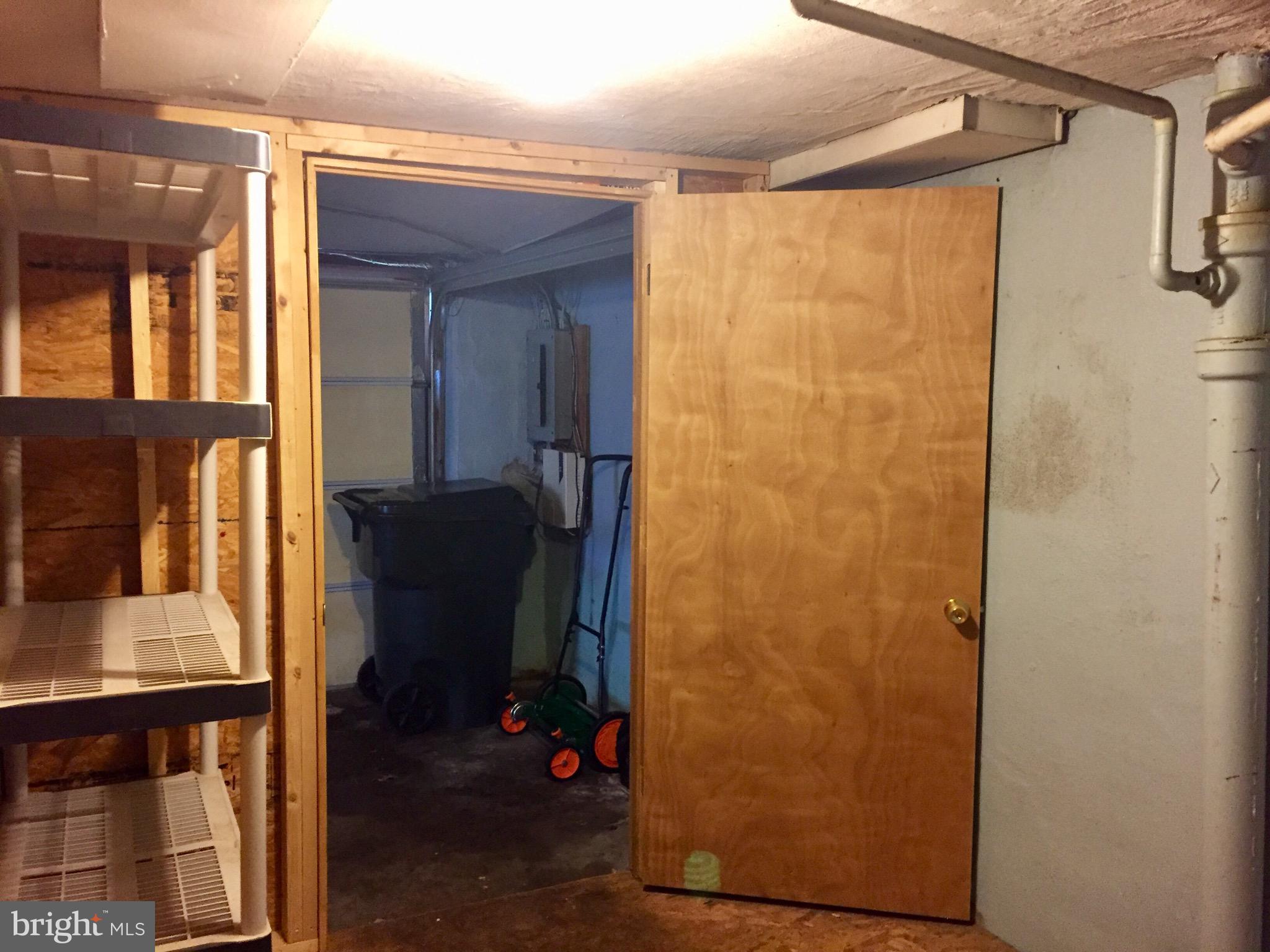 583 Wanamaker Road Jenkintown, PA 19046 - Photo 37 of 46 Garage little room