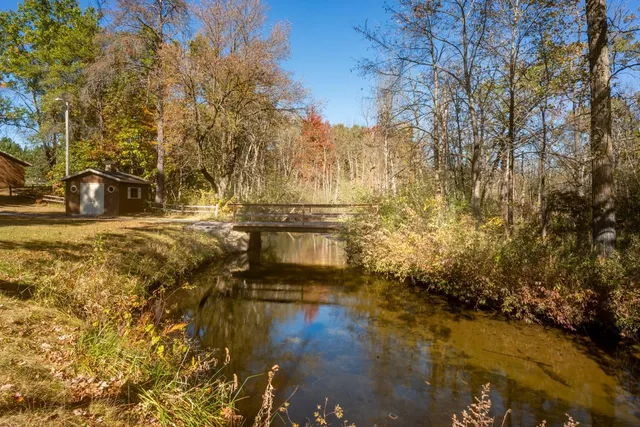 $774,000 | N2068 State Road 22, Wautoma, WI 54982