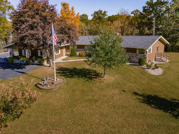 $774,000 | N2068 State Road 22, Wautoma, WI 54982