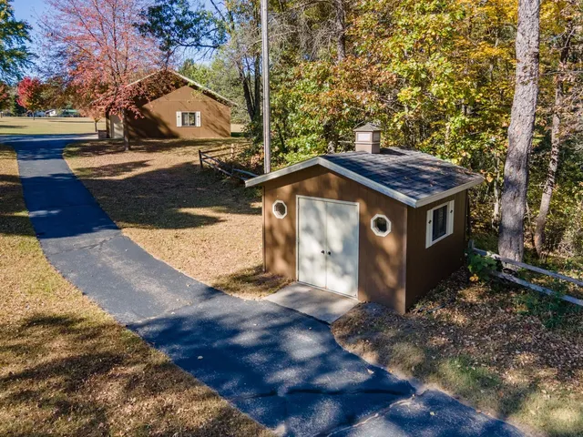 $774,000 | N2068 State Road 22, Wautoma, WI 54982