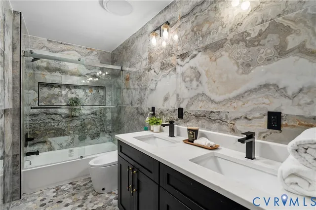 $305,000 | 6 South Old Church Street, Petersburg, VA 23803