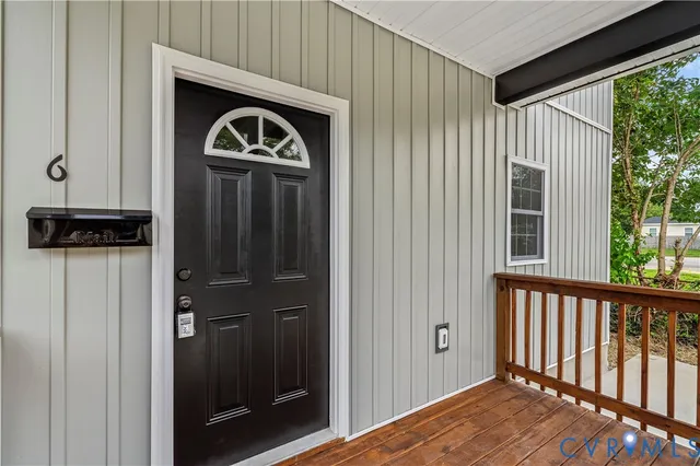 $305,000 | 6 South Old Church Street, Petersburg, VA 23803
