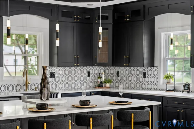 $305,000 | 6 South Old Church Street, Petersburg, VA 23803