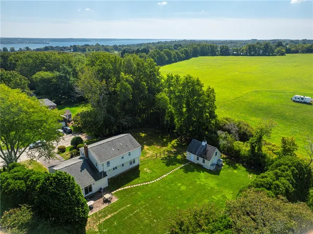 $879,000 | 215 Harris Avenue, Portsmouth, RI 02871