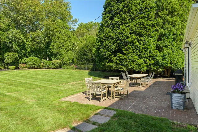 $879,000 | 215 Harris Avenue, Portsmouth, RI 02871