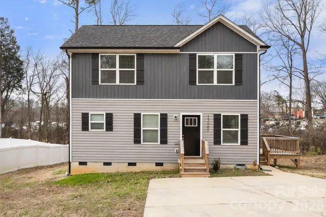 $299,900 | 13805 Circle Drive, Charlotte, NC 28262