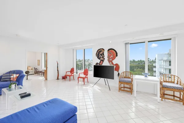 $3,250,000 | 150 Bradley Place, Unit 415, Palm Beach, FL 33480