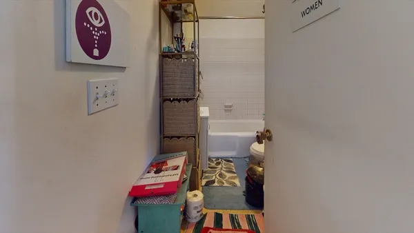 $2,195 | 12 Lyman Street, Unit 3, Waltham, MA 02452