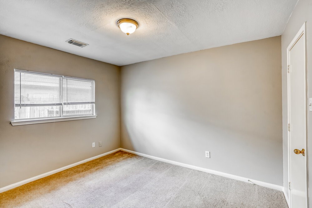 5811 Ridgebluff Lane Katy, TX 77449 - Photo 12 of 16
