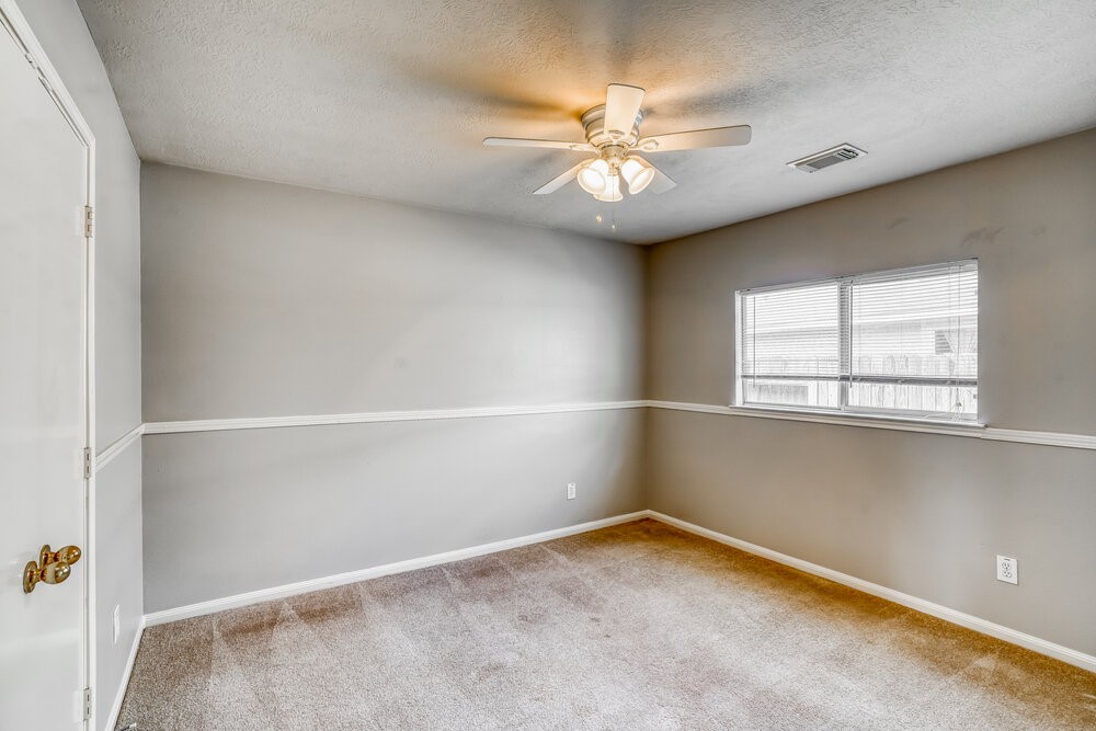 5811 Ridgebluff Lane Katy, TX 77449 - Photo 13 of 16