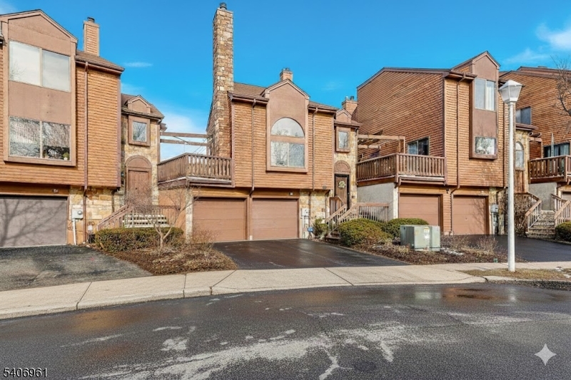 22 Faesch Court, Unit 22 Rockaway, NJ 07866 - Photo 2 of 23