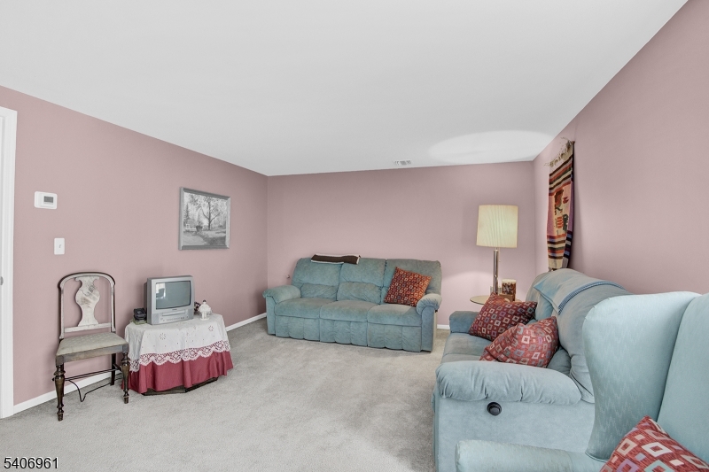 22 Faesch Court, Unit 22 Rockaway, NJ 07866 - Photo 21 of 23