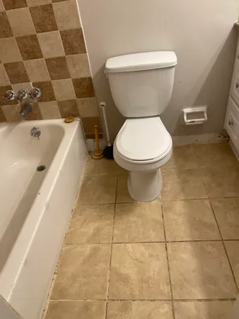 $2,100 | 152 Rountree Road, Riverdale, GA 30274