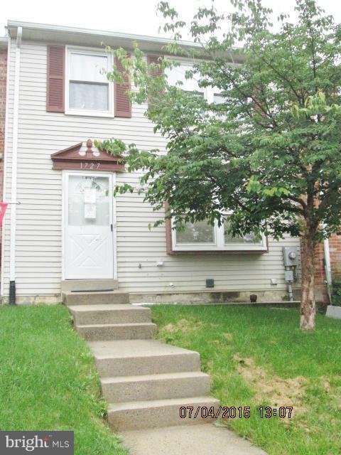 1727 Springhouse Court Frederick, MD 21702 - Photo 1 of 18 Exterior (Front)