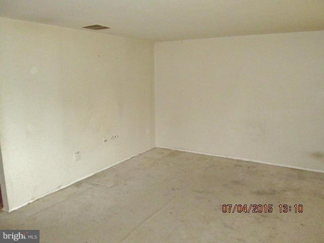 1727 Springhouse Court Frederick, MD 21702 - Photo 2 of 18 Living Room