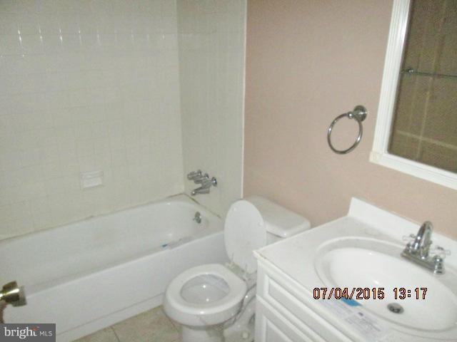 1727 Springhouse Court Frederick, MD 21702 - Photo 13 of 18 Bath