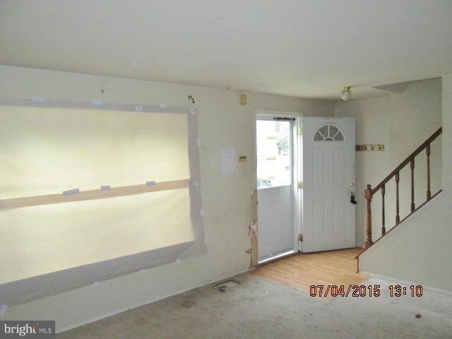 1727 Springhouse Court Frederick, MD 21702 - Photo 3 of 18 Living Room