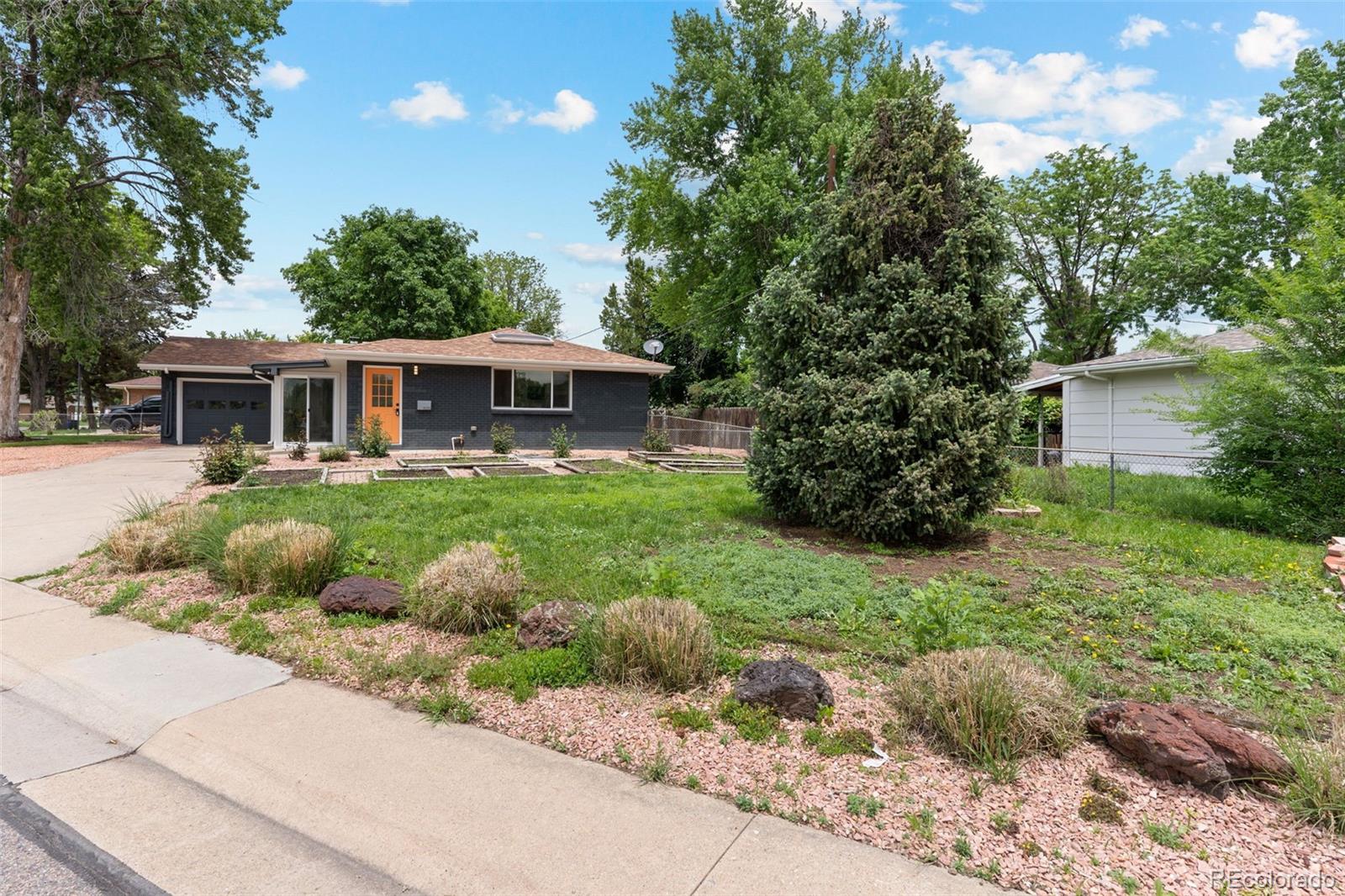 9055 Brooks Drive Arvada, CO 80004 - Photo 2 of 24