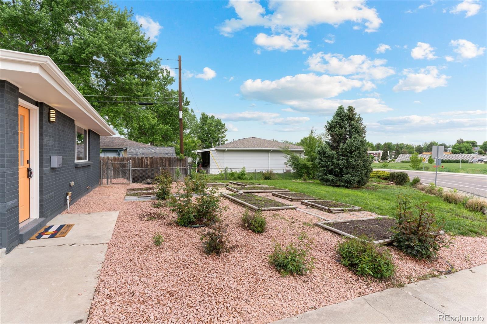 9055 Brooks Drive Arvada, CO 80004 - Photo 5 of 24