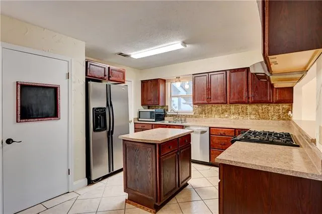 $200,000 | 70325 L Street, Covington, LA 70433